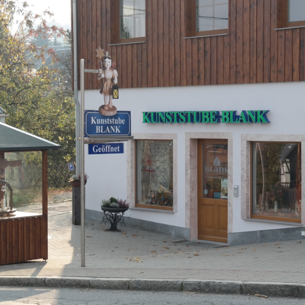Kunststube im Herbst